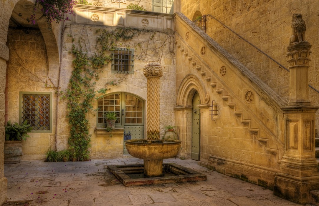 Boutique Hotel for sale with 15 bedrooms in Valletta