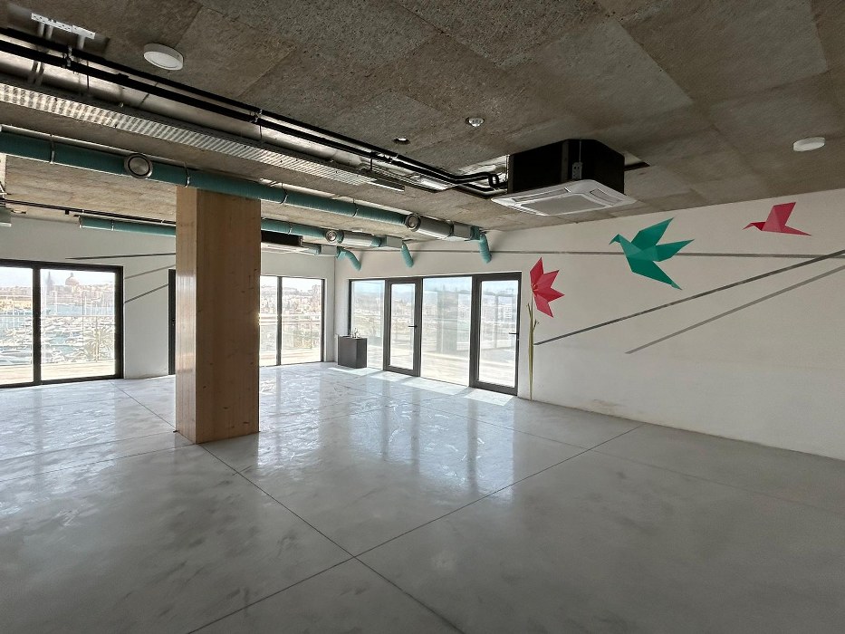 1109sqm penthouse office for rent in the heart of Ta' Xbiex
