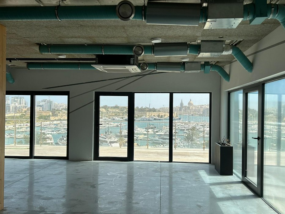 1109sqm penthouse office for rent in the heart of Ta' Xbiex
