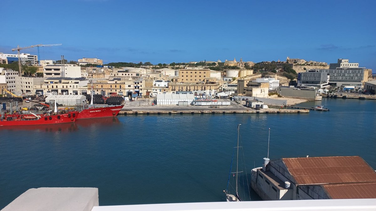 180 SQM Duplex Penthouse with Terrace in Marsa