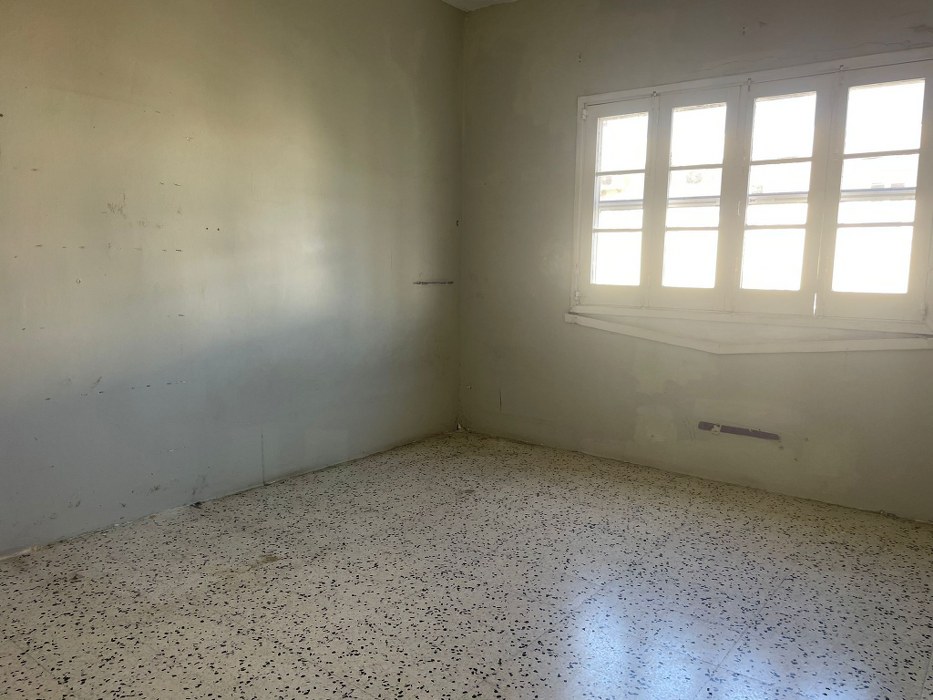 Spacious 5-Bedroom Hostel for Rent in St. Julian's