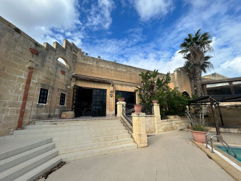 Unique Madliena Venue with Pool, Garden, and Sea Views for Rent