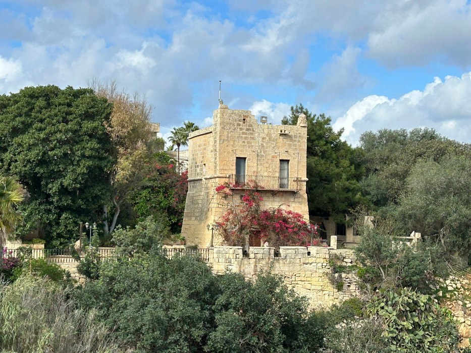 Unique Madliena Venue with Pool, Garden, and Sea Views for Rent