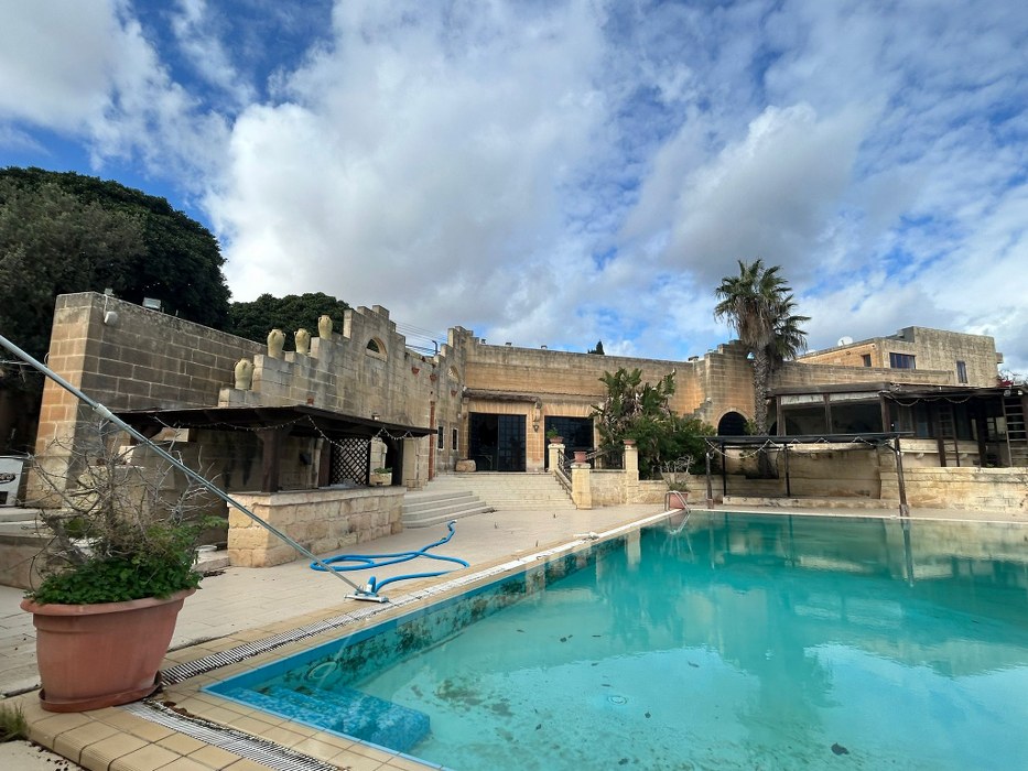 Unique Madliena Venue with Pool, Garden, and Sea Views for Rent